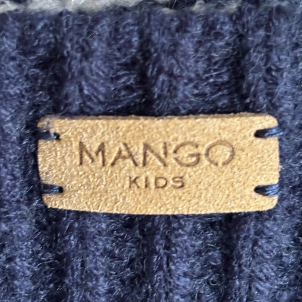 NWOT Mango Kids Navy and Cream Jacquard Pom Pom Beanie Size: 6-9 (54 cm)